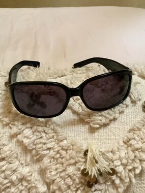 Ralph Women's Black Sunglasses with Dark Lenses -